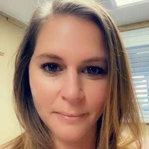 Meet your Posher, Carrie